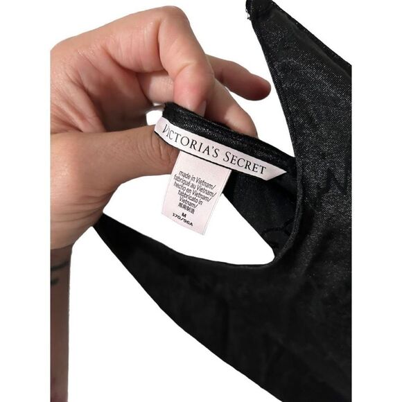 Victoria's Secret Black Two Piece Satin Camisole Tunic Button Front Pajamas M - Picture 10 of 15